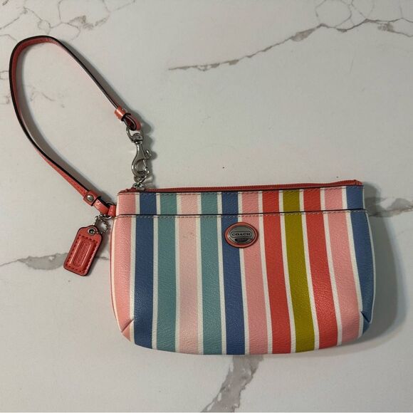 COACH EUC F51319 PEYTON MULTISTRIPE MEDIUM WRISTLET SV/MUTICOLOR - Picture 1 of 5